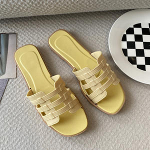 Wholesale 2025 New Fashion Best Selling Cross Strap Summer Women <b>Sandals</b> One Strap Easy On Flat Beach Outdoor Slippers - Product Image 4