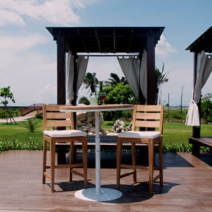 El juego de mesa de bar Cattalina combina madera de teca moderna y hierro resistente, perfecto para la elegancia al aire libre en casas, villas y resorts. - Product Image 2
