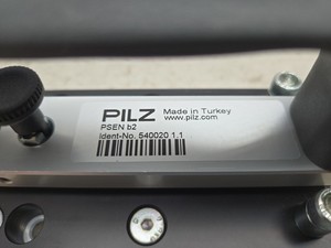 Plc Psen <span class=keywords><strong>B2</strong></span> 540020 Boulon de sécurité mécanique avec verrouillage &amp;   Nouvelle version de la licence de garantie pour les produits - Product Image 2