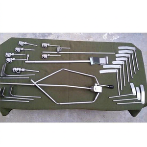 Système d'opérations chirurgicales à rétracteurs Omni Tract / Rétracteur chirurgical manuel auto-serrant en acier inoxydable monté sur table - Product Image 1