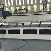 Machine de fraisage et de perçage CNC à double broche 3 axes, portée de travail 3000 mm, pour la fabrication de fenêtres en aluminium