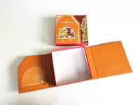 Boîte cadeau en papier rigide avec impression de logo personnalisé, boîte en forme de livre magnétique pour l'emballage alimentaire de Noël