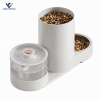 Distributeur automatique de nourriture et fontaine à eau pour animaux de compagnie, station d'alimentation pour chats et chiens à brancher avec un grand réservoir de nourriture, bol en acier