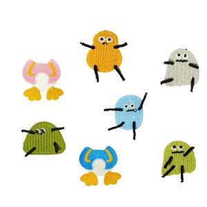 En stock Mini patch brodé petite personnalité thermocollant petite taille pour chapeau, vêtements, sac - Product Image 1