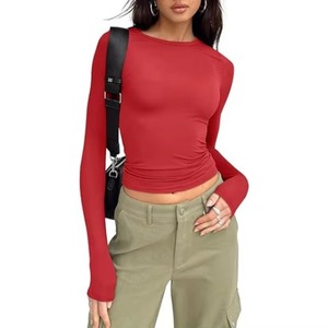 T-shirt Crop Trendy da <span class=keywords><strong>Donna</strong></span> con Vita Scoperta, Sottogiacca Sottile a Maniche Lunghe Elasticizzata, Top Basico Aderente - Product Image 3