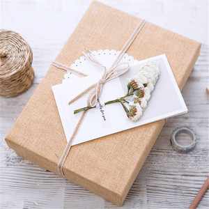 C-32 Nuevos Estilos de Tarjetas de Felicitación con Flores Secas - Product Image 3