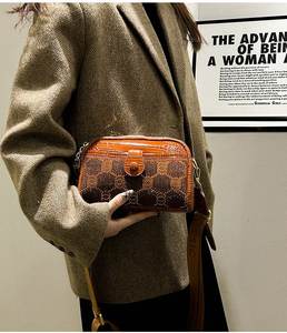 Populaire Style coréen femme nouvelle mode petit sac Niche Senior sens diamant clouté diamant motif épaule sac à bandoulière - Product Image 2