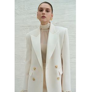 Blazers para Mujer con MOQ Bajo, ODM, Modelo RIAN con Solapa, Rayón y Spandex, Etiqueta Personalizada, Doble Botonadura - Product Image 4