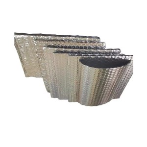 Film isolant <span class=keywords><strong>multicouche</strong></span> en aluminium avec bulles d'air pour toitures et tuyaux – Matériau d'<span class=keywords><strong>isolation</strong></span> thermique - Product Image 2