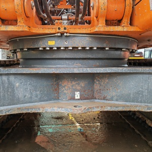 รถขุดตีนตะขาบ Doosan DX500LCA มือสอง ขนาดใหญ่พิเศษ รุ่นปี 2022 น้ำหนัก 50 ตัน ชั่วโมงการใช้งานต่ำ เครื่องยนต์หลัก ปั๊มเกียร์ แบริ่ง - Product Image 5