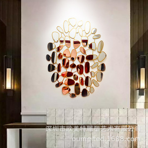 Espejo Decorativo de Pared de Metal Creativo, Acero Inoxidable, Electrochapado en Titanio Dorado, Forma Irregular, 900x1200mm, Hecho a Mano para el Hogar - Product Image 5