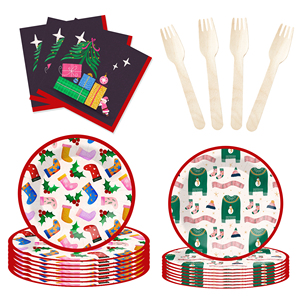DAMAI Juego de Platos y Vasos Desechables de Papel con Diseño de Suéter y Calcetines Navideños para Fiestas de Navidad - Product Image 5