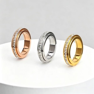 Anillo Giratorio de Acero Inoxidable Chapado en Oro Rosa con Circonitas, Anillo de Compromiso y Boda para Parejas, Anillo Antiestrés de Una Sola Hilera para Hombre y Mujer - Product Image 6