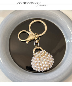 Portachiavi di Lusso con Strass e Perle, Ciondolo a Forma di Mini Borsa Carina per <span class=keywords><strong>Donna</strong></span>, Accessorio per Borsa, Portachiavi in Metallo per Auto, Regalo - Product Image 5