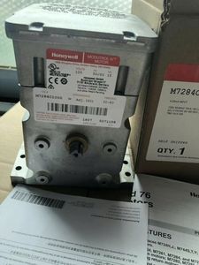 ฮันนี่เวลล์ M7284C1000 คอนโทรลเลอร์เฉพาะทาง 120V ระบบควบคุมอุตสาหกรรม ผลิตในเยอรมนี - Product Image 4