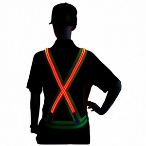 Gilet <span class=keywords><strong>de</strong></span> sécurité LED clignotant à double <span class=keywords><strong>fibre</strong></span> haute luminosité avec adapté aux activités commerciales: équipage <span class=keywords><strong>de</strong></span> concert, <span class=keywords><strong>conducteur</strong></span> <span class=keywords><strong>de</strong></span> parking - Product Image 1