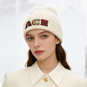 Gorros Personalizados con Logotipo, Gorros de Invierno Cálidos de Acrílico Acanalado para Clima Frío y Estilo Urbano - Product Image 1