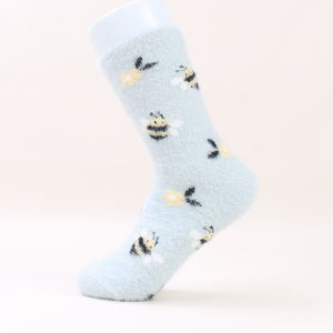 Otoño e Invierno señora moda peludo suave cálido calcetín Animal abeja <span class=keywords><strong>cerdo</strong></span> mujeres piso Coral polar Calcetines - Product Image 2