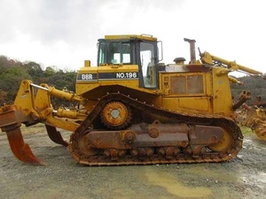 Bulldozer sur chenilles Caterpillar D8R d'occasion, peinture d'origine, fabriqué au Japon, modèle original CAT D9R D8R D7R LGP, bulldozer lourd sur chenilles. - Product Image 5