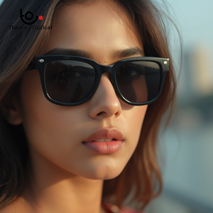 <span class=keywords><strong>Lunettes</strong></span> <span class=keywords><strong>de</strong></span> soleil polarisées pour femmes <span class=keywords><strong>de</strong></span> créateur célèbre <span class=keywords><strong>de</strong></span> haute qualité avec des montures <span class=keywords><strong>de</strong></span> <span class=keywords><strong>lunettes</strong></span> <span class=keywords><strong>originales</strong></span> à motif solide - Product Image 1