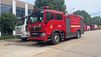 Camion de pompiers forestier haute performance HOWO 4x2 8000L avec pompe haute pression à vendre