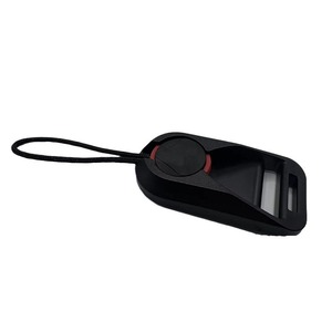 Correa de cámara negra con cuerda de tracción, hebilla desmontable de plástico con botón rojo para uso general - Product Image 2