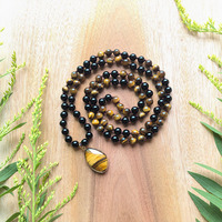 Mala Onyx Hitam, Liontin Mata Harimau, Kalung Meditasi 108 Butir yang Diikat Tangan, Perhiasan Yoga, Kristal Penyembuhan, Hadiah Kekuatan