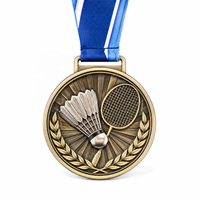 Médaille de badminton personnalisée en alliage de zinc 3D, finition or antique, avec ruban, médailles de compétition sportive en métal pour tournoi scolaire