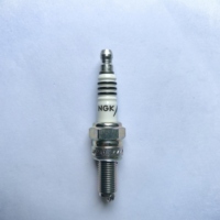 Bougie d'allumage de moto d'origine NGK en gros Bujia 4218 CR8EIX pour moteurs Honda pour CR8E /IU24 /0242060502 /0242065500 /U24ESR-N