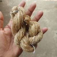 Ghicha Tussar 100% fil de soie filé à la main motif brut teint en fines matières recyclées pour le tricot fantaisie tissé à la main