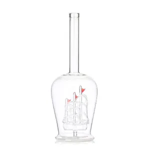 Botella de vidrio de 500ml botella decantadora de vidrio con la nave por el vino y el whisky