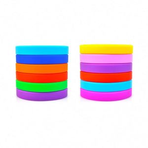 สายรัดข้อมือกีฬาแบบปรับได้ ปี 2023 โลโก้สั่งทำได้ ไม่มีขั้นต่ำ เป็นมิตรกับสิ่งแวดล้อม สายรัดข้อมือซิลิโคนสำหรับออกกำลังกาย - Product Image 6