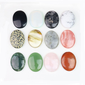 Piedras de Cristal Naturales Portátiles para Aliviar el Estrés, Cristal Tallado a Mano con Grabado, Gua Sha para Meditación y Yoga, 45x35x8MM - Product Image 6