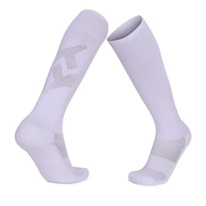 Calcetines de fútbol con cojín grueso personalizado, calcetín antideslizante para entrenamiento, deportes, fútbol, blanco y negro - Product Image 2