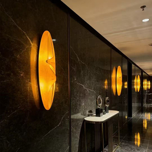 โคมไฟติดผนังแบบแฮนด์เมดสุดหรูหราจากไม้วอลนัทสำหรับตกแต่งบ้าน โคมไฟเพดานแบบติดตั้งบนพื้นผิว - Product Image 5