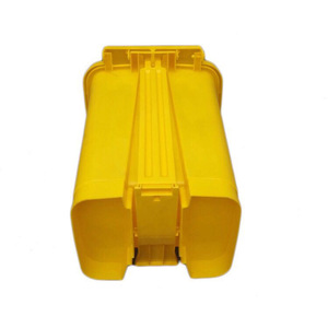 Poubelle médicale jaune 60L à pédale, rectangulaire, en plastique, pour usage hospitalier - Product Image 3