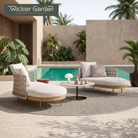 Chaise longue en corde moderne de luxe avec finition anti-rouille et résistante aux UV pour une utilisation en extérieur dans les hôtels et les villas