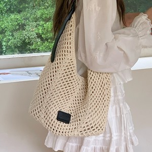 Bolso Tote Tejido Calado de Algodón y Lino Suave con Forma de Cubo y Cierre Magnético para Atuendos Diarios Verano 2025 - Product Image 2