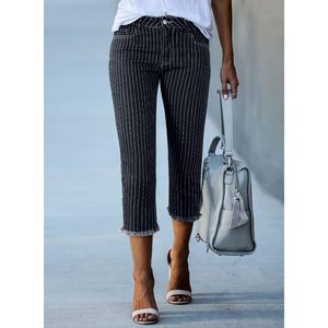 2025 Women's Size 4 <b>Capri</b> Jeans Stretchy Straight Leg Denim <b>Pants</b> with <b>White</b> Stripe - Product Image 4