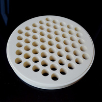 99% résistant à l'usure CNC usinage de précision porcelaine poreuse alumine disque en céramique plaque filtrante en céramique