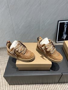 Bottes de neige isolées de haute qualité, neuves, personnalisées, de marque de luxe, légères, adaptées aux hommes et aux femmes, bottes chaudes pour l'extérieur - Product Image 3