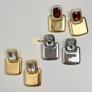 Pendientes de diseñador extra grandes llamativos Pendientes de gota de moda de lujo para mujer - Product Image 4