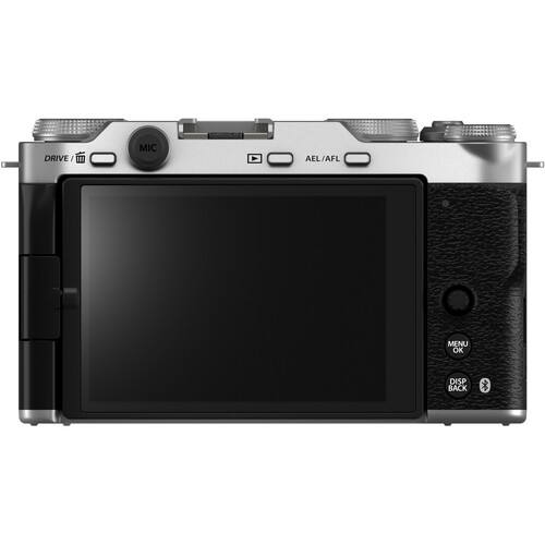 F ujifilm X-M5 Mirrorless Camera with XC 15-45mm F/3.5-5.6 Lens (Black)