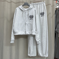 Ensemble de sport décontracté deux pièces pour femme Printemps-Été 2026 : Nouveau sweat à capuche brodé et pantalon moulant au genou
