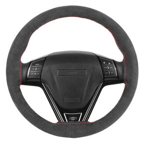 غطاء عجلة قيادة عالي الجودة من الجلد الناعم مخيط يدويًا يناسب 99% من السيارات، تصميم فاخر - Product Image 1