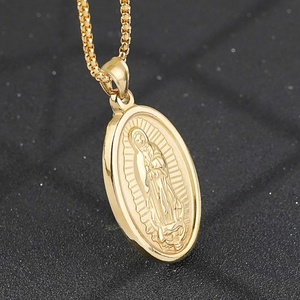 Collar de la Virgen María en Acero Inoxidable, Joyería Religiosa Cristiana, Medalla Ovalada, Colgante de la Virgen para Mujeres y Hombres - Product Image 1