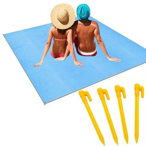 Toalla de playa grande impermeable y resistente a la arena de 150x200 cm con 4 pinzas a prueba de viento para uso en camping al aire libre. - Product Image 1
