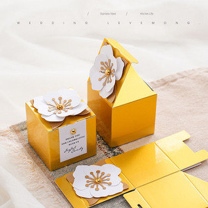 Caja de dulces de Chocolate de papel de boda de lujo para invitados que llevan nombre personalizado pequeño gracias favores de boda caja de regalo de dulces - Product Image 2