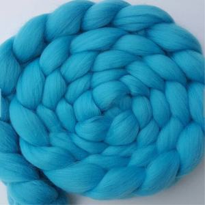 Hands tricken Super Giant Chunky Garn Merinowolle Weiß und gefärbt für Decken Hüte Katzen betten - Product Image 6