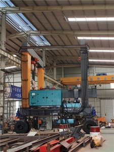 Grue à pneus tout-terrain, performances tout-terrain pour les chantiers de construction - Product Image 2